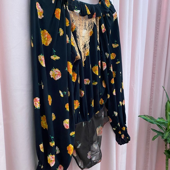 ⚠️Gone Today⚠️ Free People Floral Print Bodysuit - Picture 13 of 15